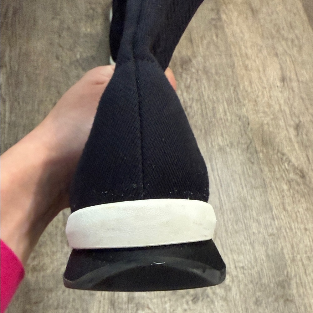 Fendi Black and White High-Top Sock Sneakers - Picture 6 of 13